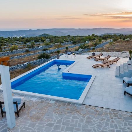 Villa Zlatno Sunce In The Hills Near Trogir Vrsine Экстерьер фото
