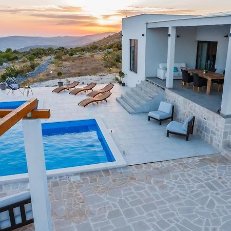 Villa Zlatno Sunce In The Hills Near Trogir Vrsine Экстерьер фото