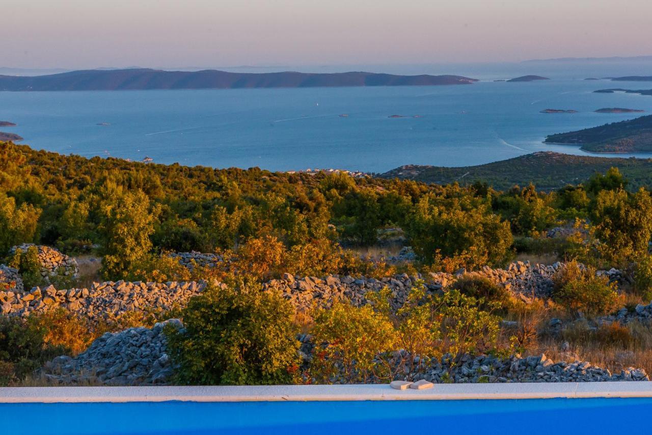 Villa Zlatno Sunce In The Hills Near Trogir Vrsine Экстерьер фото