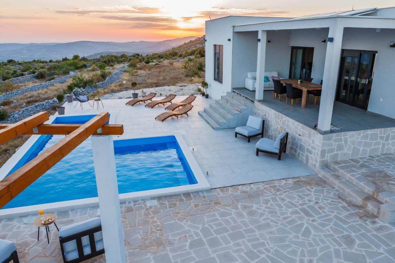 Villa Zlatno Sunce In The Hills Near Trogir Vrsine Экстерьер фото